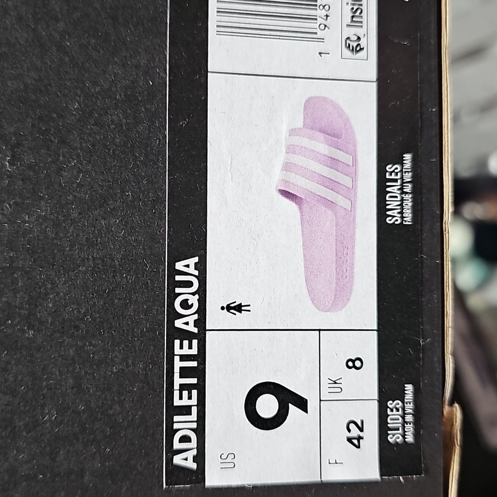 Adidas Lavender Slides with White Stripes - Picture 5 of 5